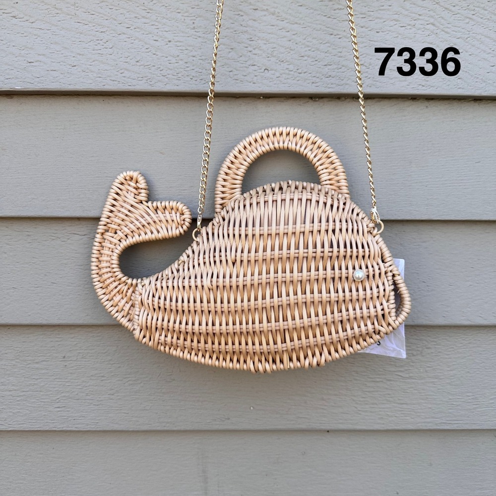 Tommy Bahama Viral Tan Whale Woven Straw Novelty Bag Tropical Summer NWT Rare
